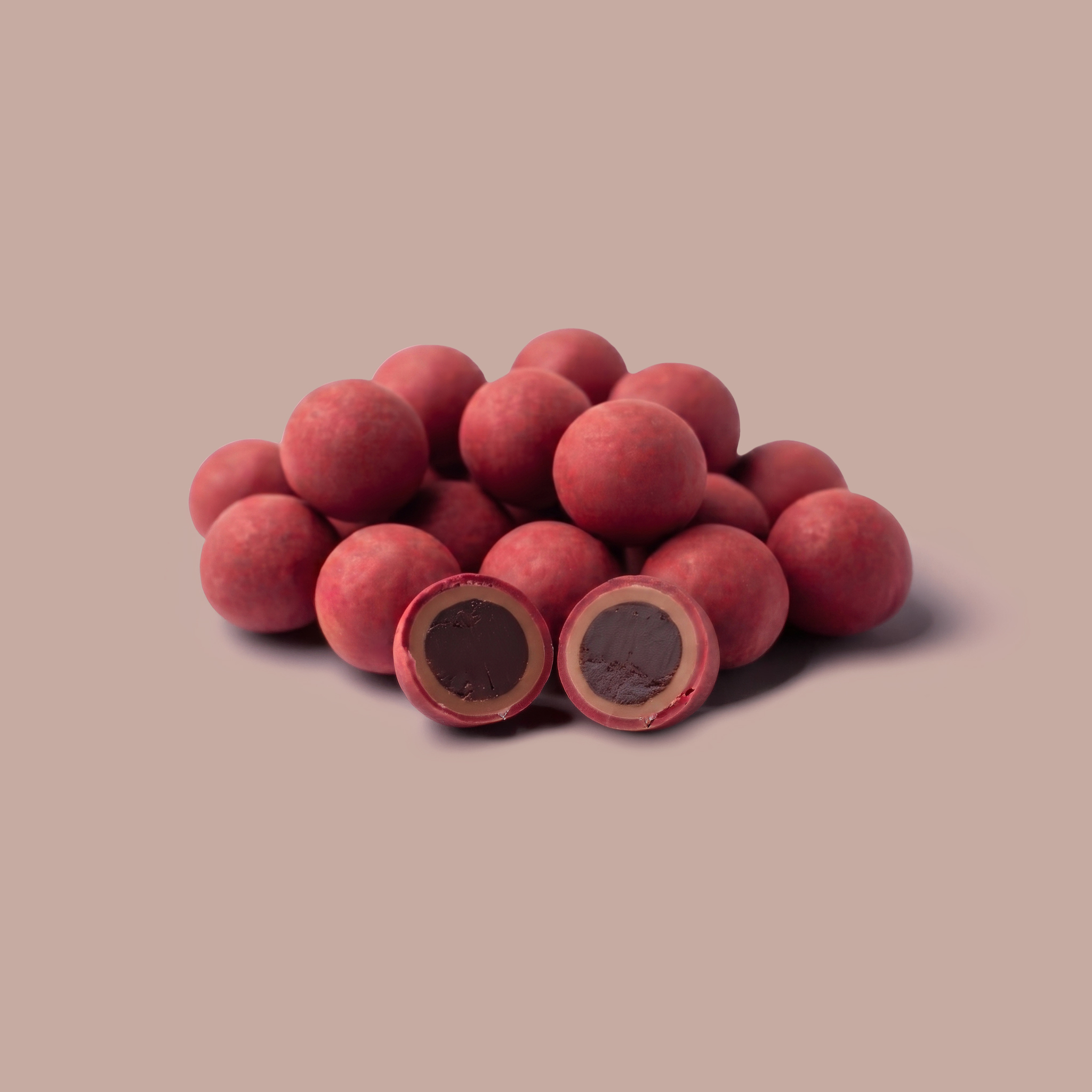 Milk Chocolate Red Apple 150g